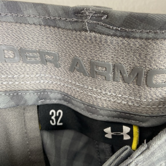 ✨3/$25✨ Under Armour Men’s Gray Short - 32 - Picture 6 of 9